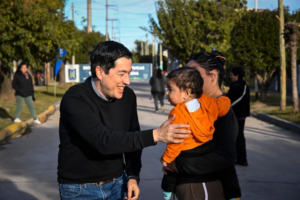 Nardini inauguró nuevas cuadras de pavimento en el barrio Iparraguirre de Tierras Altas