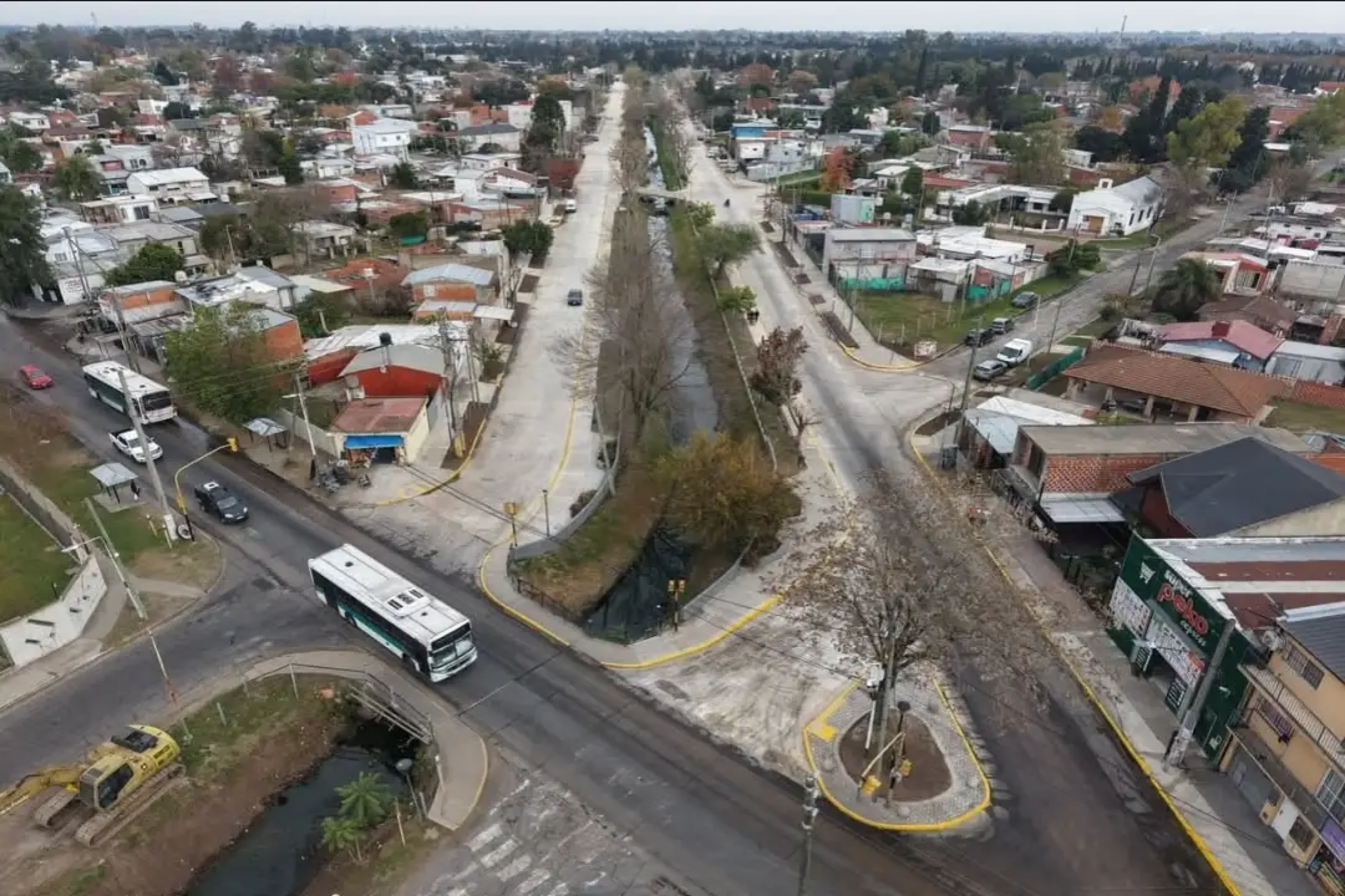 Malvinas Argentinas: Leo Nardini habilitó la repavimentación integral de la calle Hooke en Grand Bourg