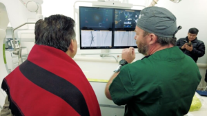 José C. Paz inauguró un angiógrafo municipal en el Hospital Cardiovascular y realizó la primera intervención