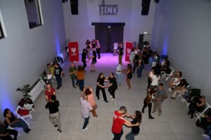 Tigre disfrutó de una nueva jornada de ritmos latinos con clases de salsa y bachata