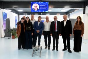 Julio Zamora acompañó una jornada de programación, robótica y tecnología en ORT Tigre