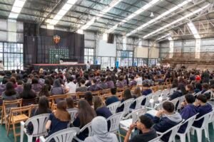 San Isidro reunió a más de 350 estudiantes en una jornada para prevenir las apuestas online y la ludopatía juvenil