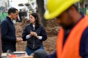 Vicente López renueva la Plazoleta Julio Martel de Munro con nuevos juegos y espacios verdes
